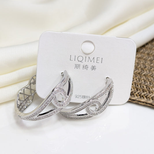 PAVÉ LATTICE OVAL EARRINGS