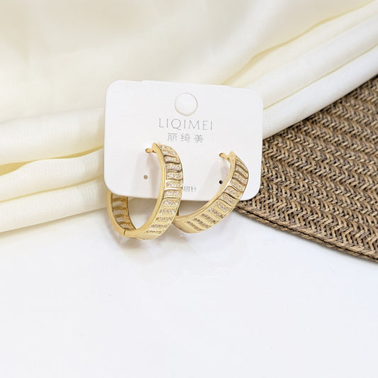ETCHED GOLD CHEVRON EARRINGS