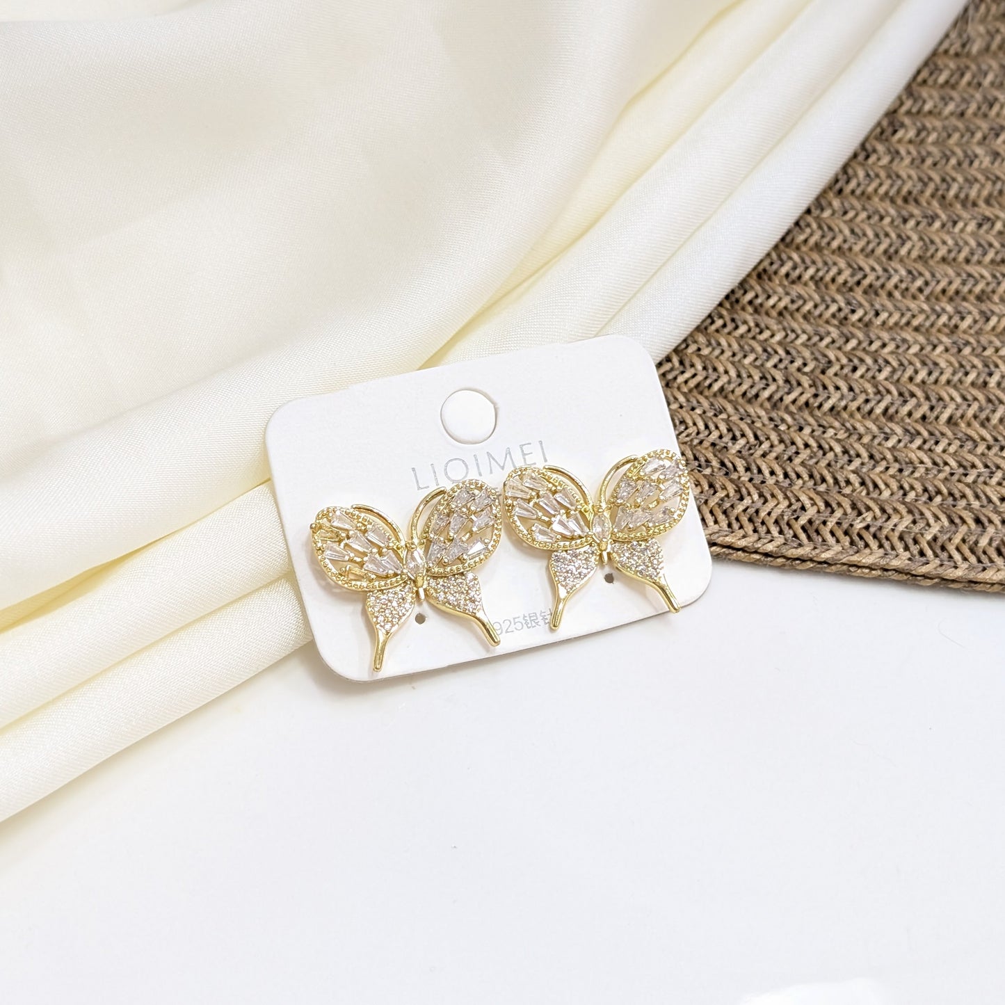 FLYING GLIMMER EARRINGS