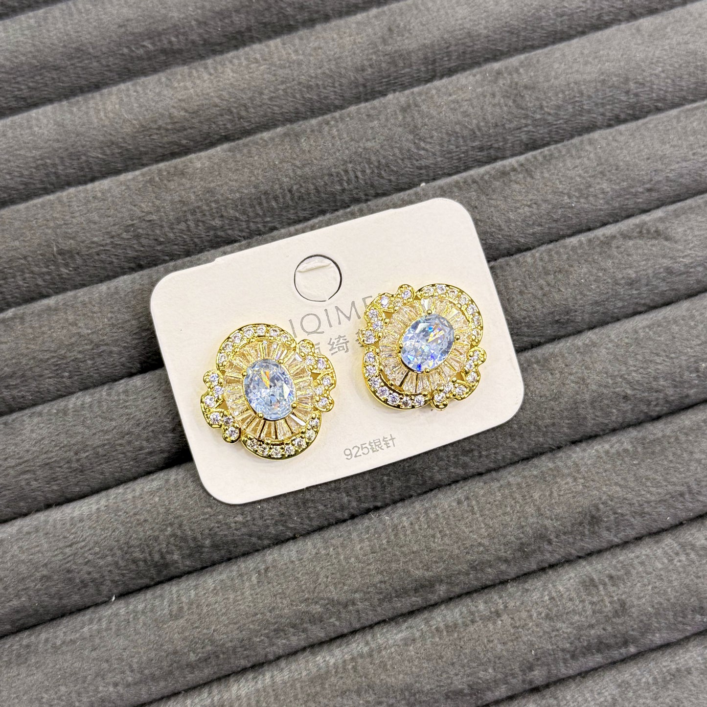 RADIANT OVAL HALO EARRINGS