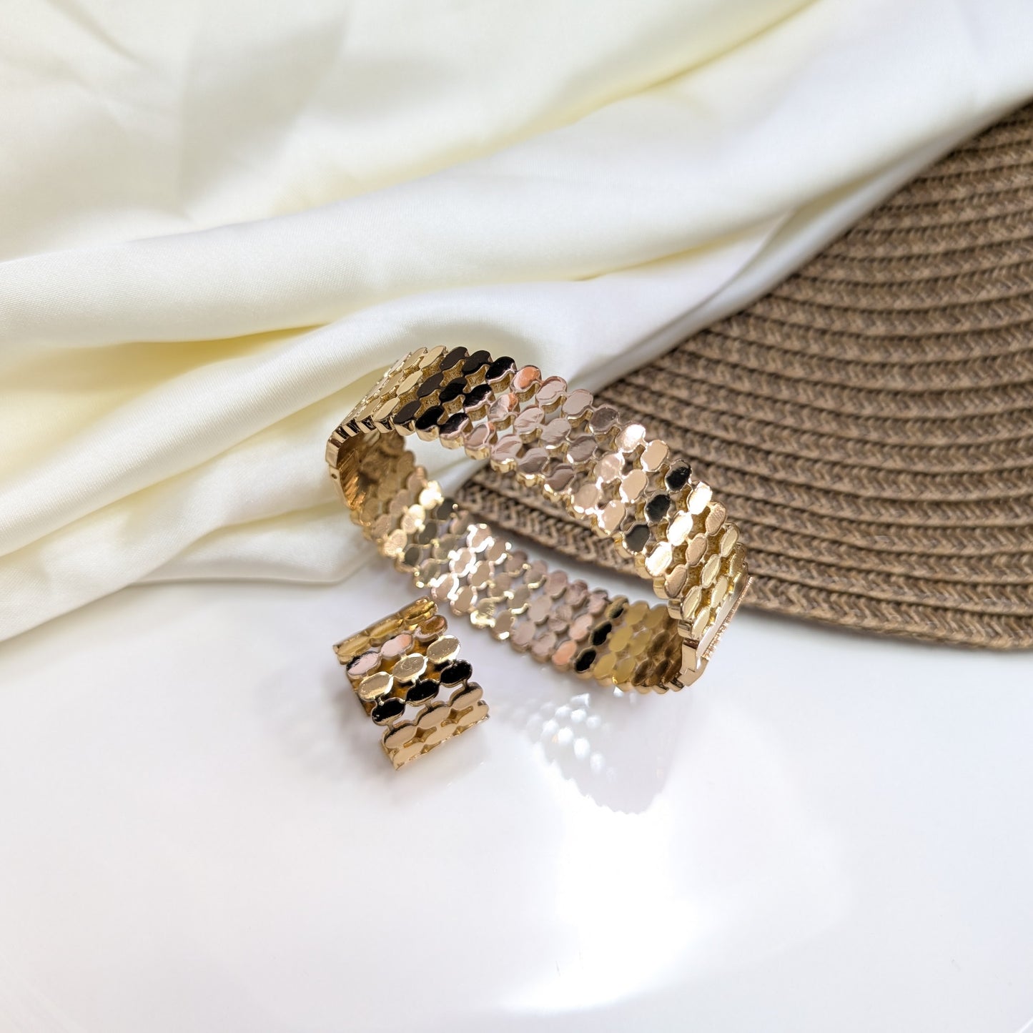Golden Tile Handcuff