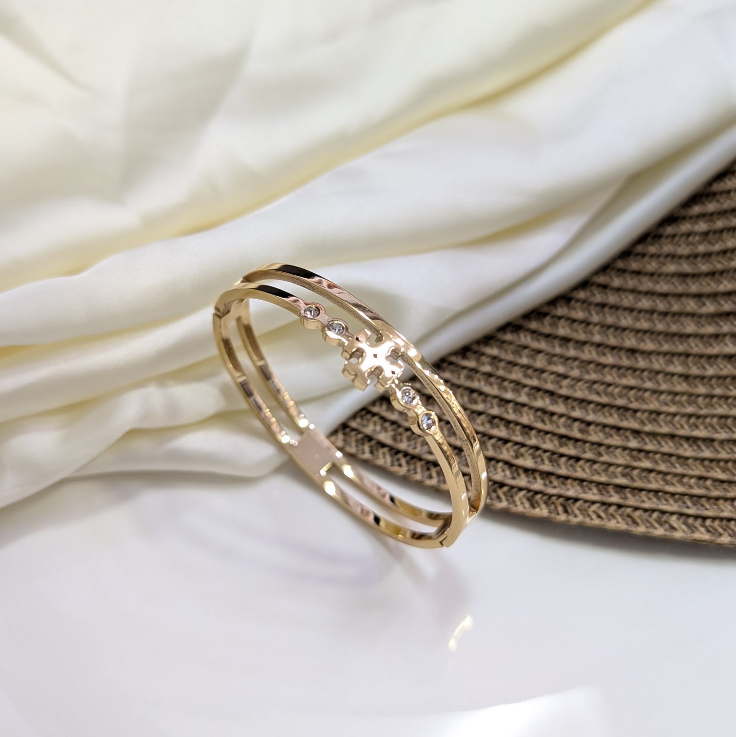 Golden Twin Handcuff