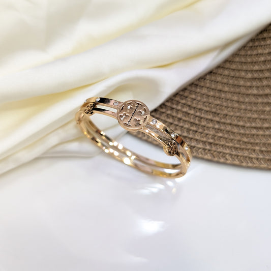 Disc Charm Handcuff