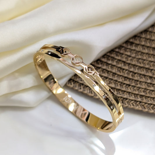 Three Ring Handcuff