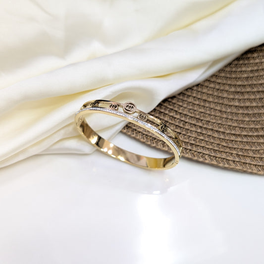 Twin Gem Handcuff