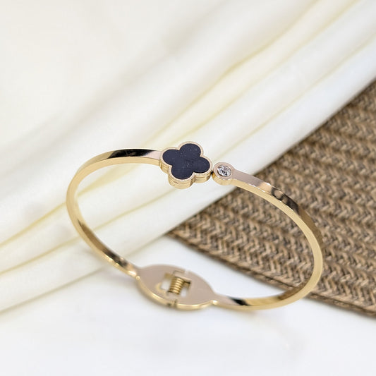CYPHER HANDCUFFS