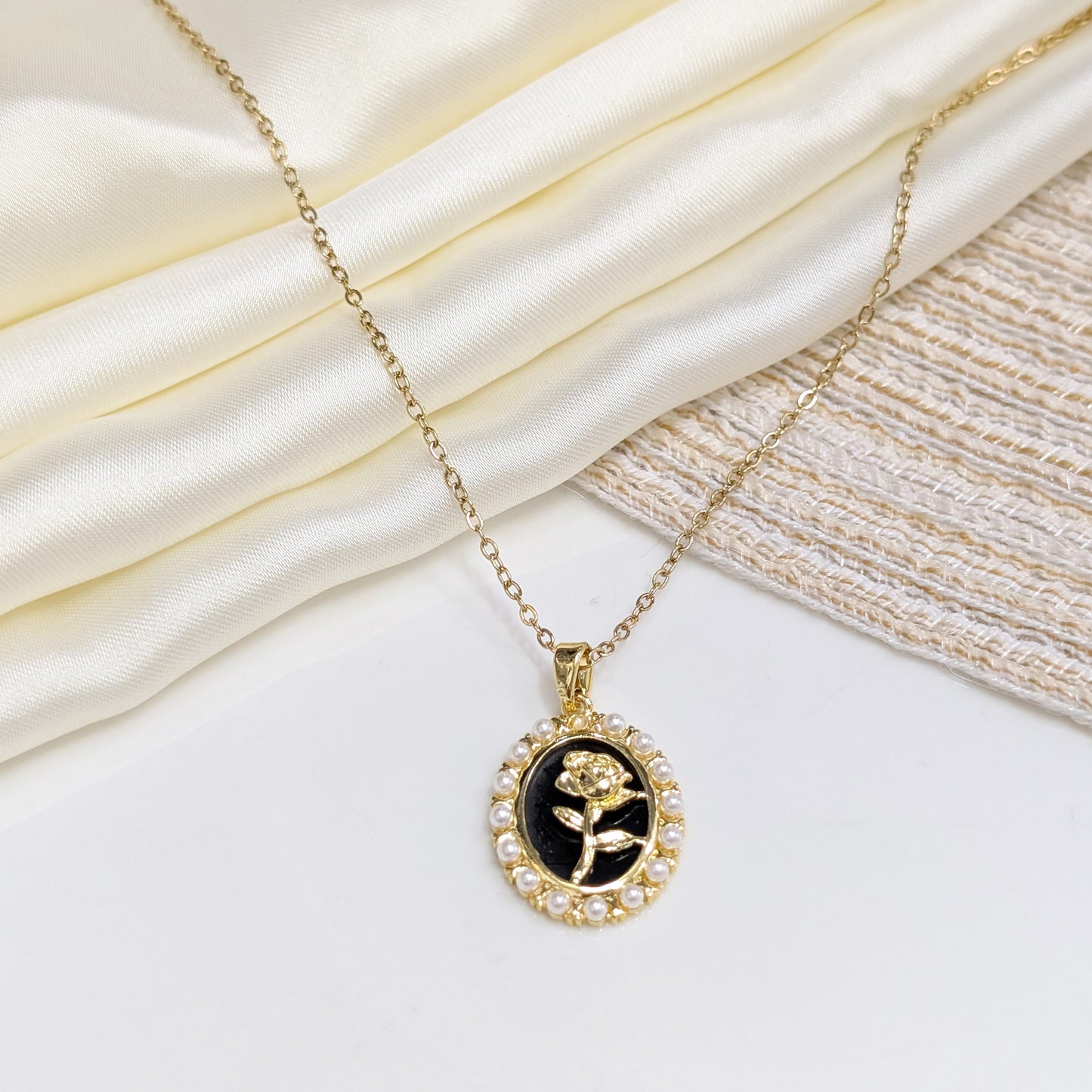 MIDNIGHT ROSE CAMEO LOCKETS