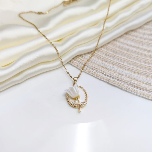 TULIP HALO FILIGREE LOCKETS