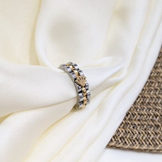 BICOLOR LINKED CROWN RINGS