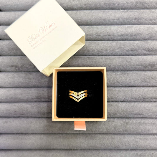 CHEVRON GLISTEN RINGS