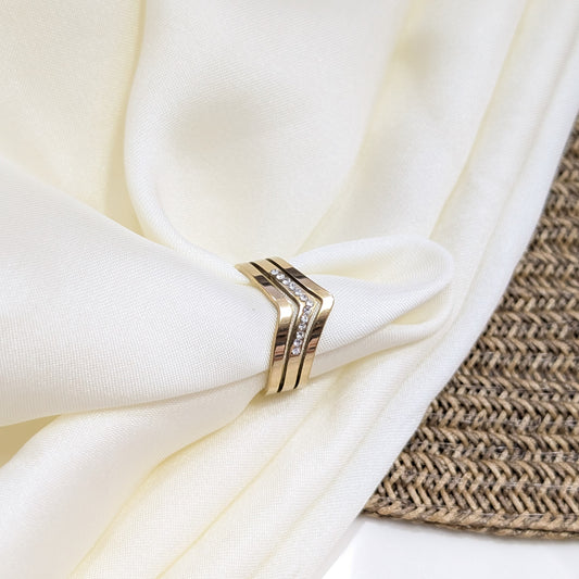CHEVRON GLISTEN RINGS