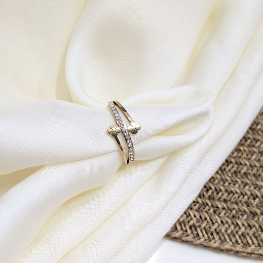 CLOVER TWIST RINGS