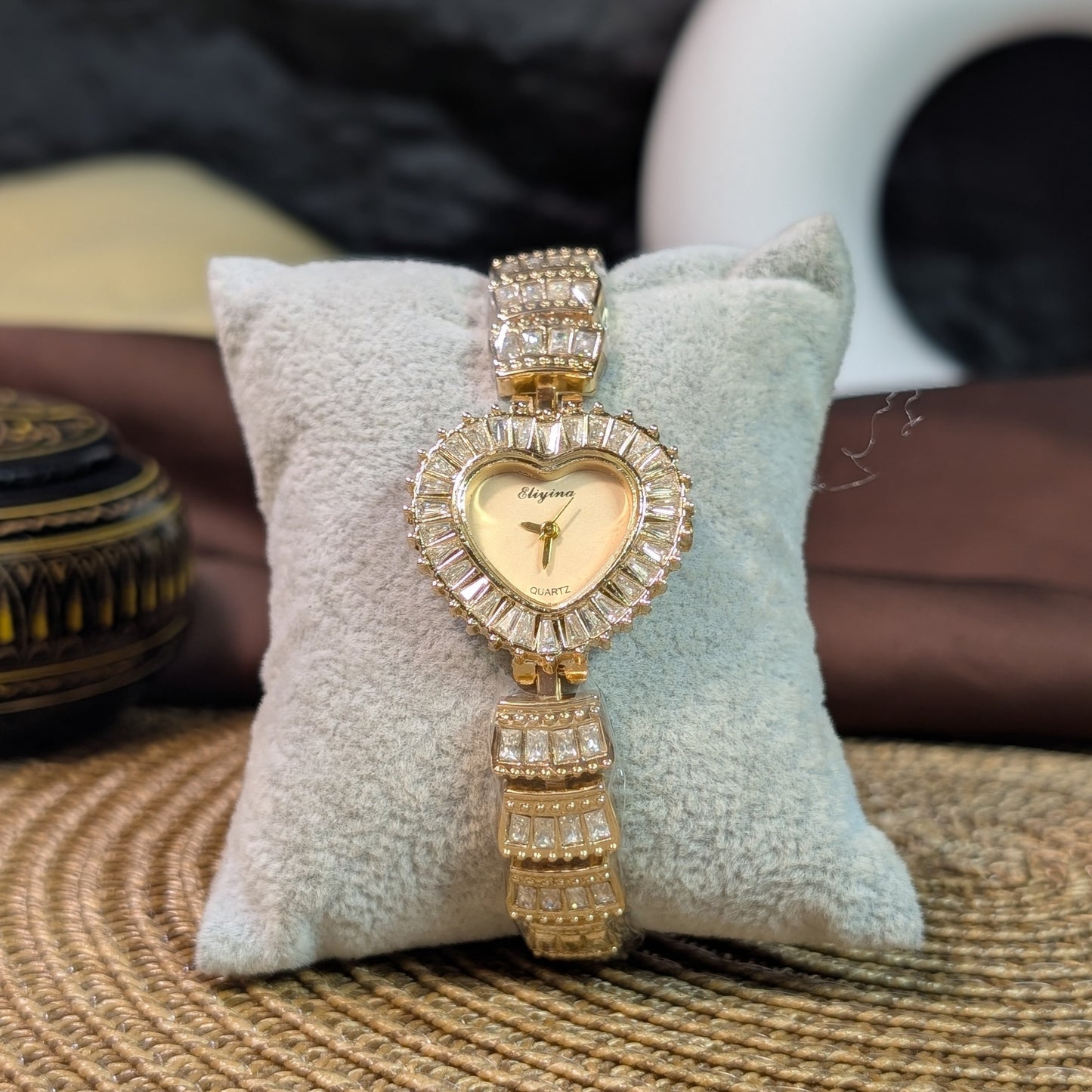 Amour crystal watch